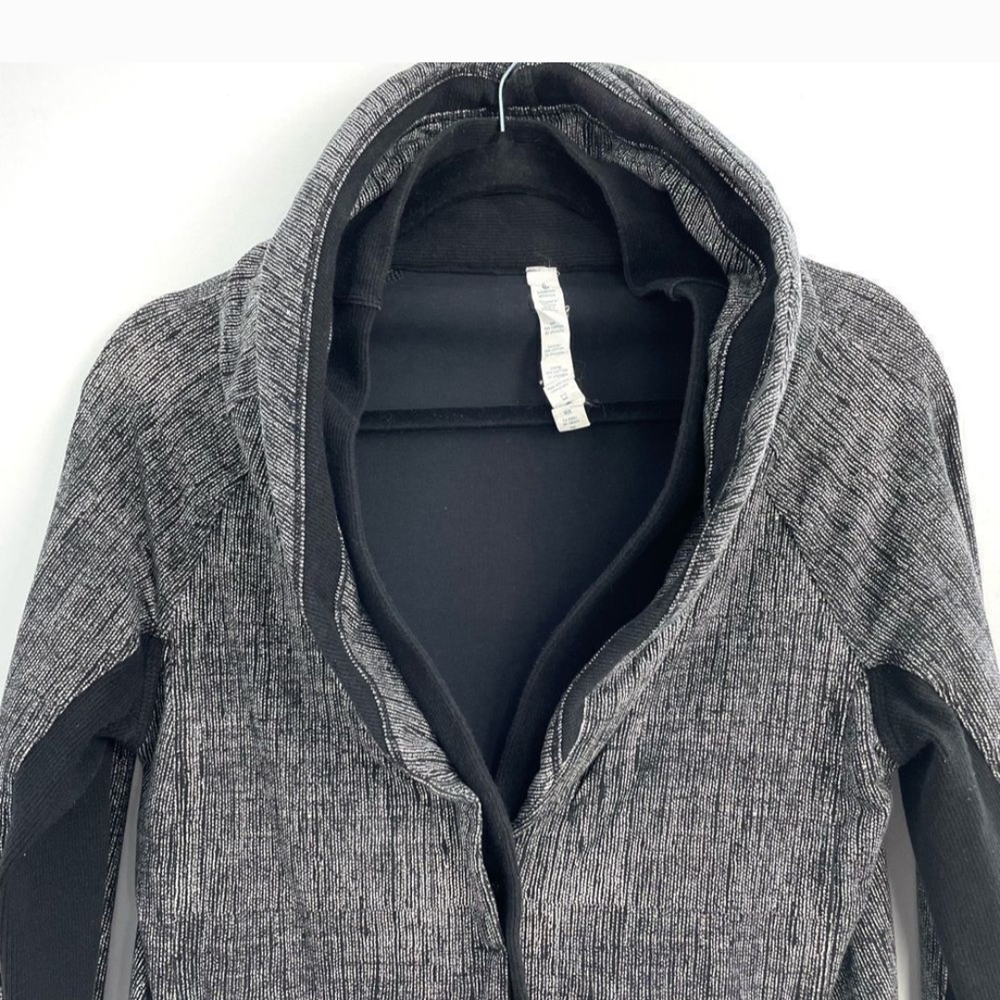 Lululemon To Class Jacket - Picture 3 of 15